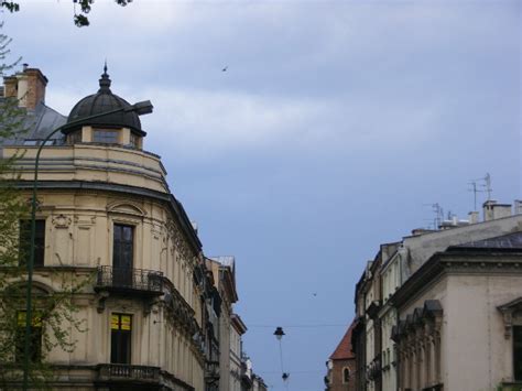 Od Rana Pochmurne Niebo Nad Krakowem I Pada Garnek Pl