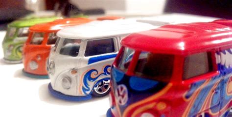 Social Hot Wheels Volkswagen Kool Kombi
