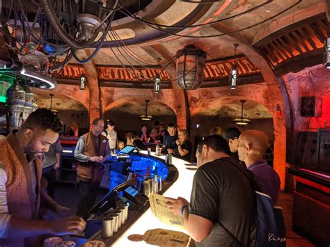 Oga's Cantina Overview + Video Review | Disney's Hollywood Studios