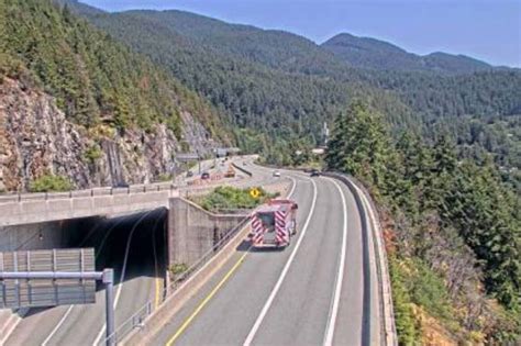 Wildfire Above Highway In West Vancouver Now Held After Route