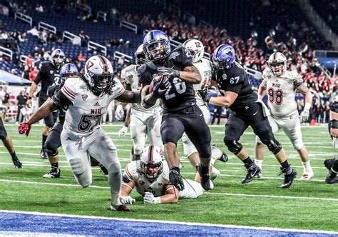 Ub Football Gameday Bulls Vs Troy In The Dollar General Bowl