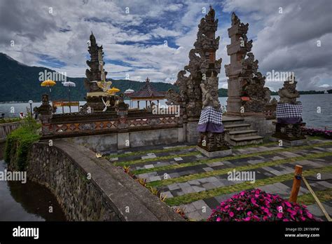 Pura Ulun Danu Beratan Pura Ulun Danu Bratan Ou Pura Bratan Qui Est