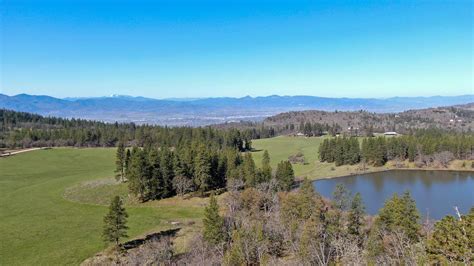 3,661 acres in Jackson County, Oregon