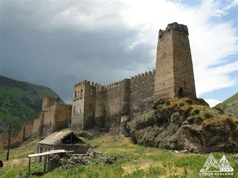 Замки в грузии - 86 фото