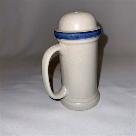 Pfaltzgraff Kitchen Pfaltzgraff Yorktowne Cheese Spice Shaker With