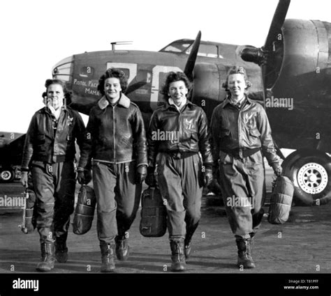 Women Airforce Service Pilots Hi Res Stock Photography And Images Alamy