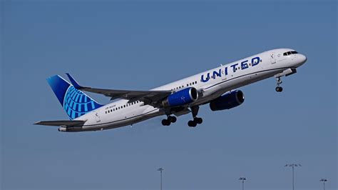 United Airlines To Remove Boeing 757-200 Flights Between Phoenix & Newark