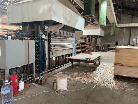 Plywood Product Machine Hot Press Press Machine And Plywood Making Machine