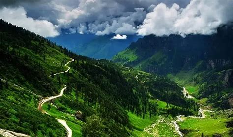 6 Beautiful Hill Stations You Can Visit In Himachal Pradesh