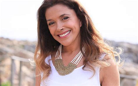 Carolina Arregui Comparte Foto En Bikini Junto A Sus Dos Hijas Y Se Llena De Halagos