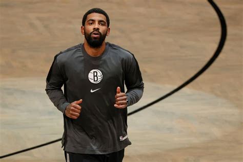 Kyrie Irving Caught On Video Partying Maskless Set To Miss A Few Games Hot 97