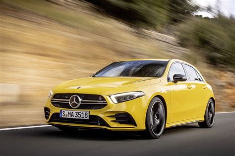 Photo MERCEDES CLASSE A W177 35 AMG 4Matic Berline 2019 Motorlegend