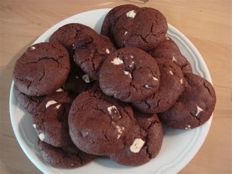 Les Recettes D Emilie Cookies Au Chocolat Noir Et Chocolat Blanc