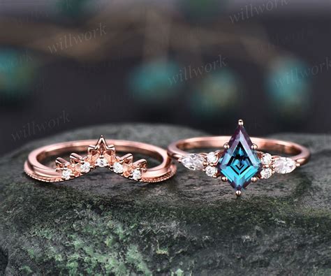 Vintage Alexandrite Engagement Ring Set Rose Gold Kite Cut Etsy