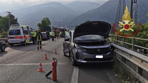 Costa Volpino Incidente Sulla Ss Tre Feriti Araberara