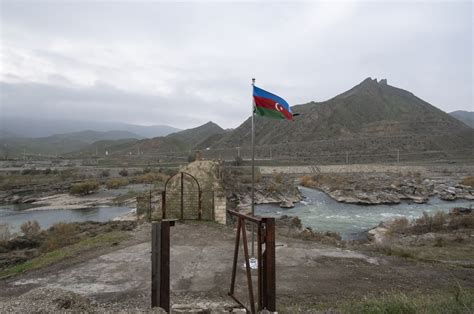 Azerbaijan, Armenia engage in new border clashes | Daily Sabah