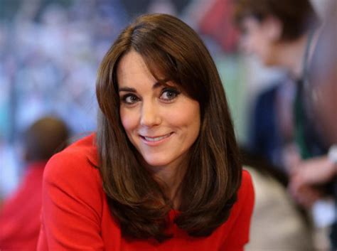 Kate Middleton In Coma Ha Donato Un Rene Al Re Impazzano Le Voci