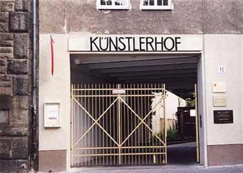 Künstlergemeinschaft des Berliner Künstlerhofs Alt Lietzow 12 kämpft