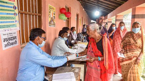 Over 55 Voter Turnout In Bihar Polls Phase 3 Ec Says Figures May Go Up