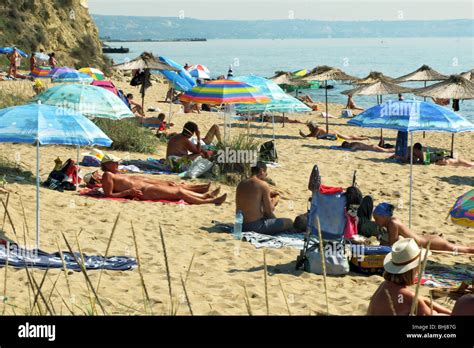 Fkk Strand Am Schwarzen Meer Goldstrand Varna Bulgarien Europa Stockfotografie Alamy