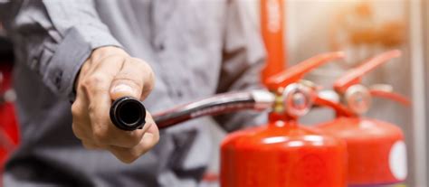 How To Use A Fire Extinguisher To Ensure Fire Safety