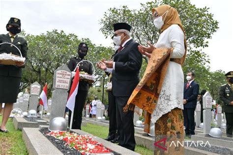 Wapres Maruf Pimpin Upacara Peringatan Hari Pahlawan Di Tmp Kalibata