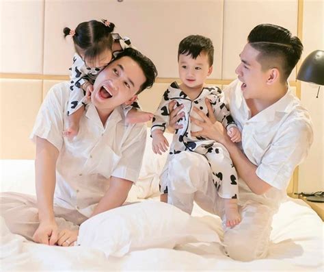 2 con bị nói không phải m áu m ủ cặp bố bỉm hot nhất miền Tây Thanh