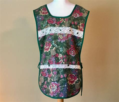 Dark Green Floral Plus Size Cobbler Apron With Pockets Side Tie Apron