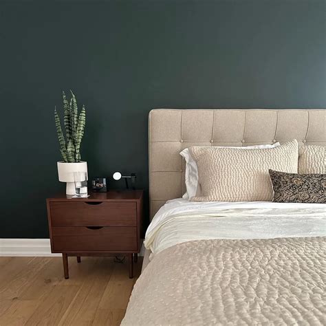 Benjamin Moore Dark Paint Colors For Bedroom