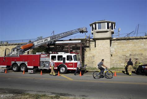 Classic photos: Joliet Correctional Center -- Chicago Tribune