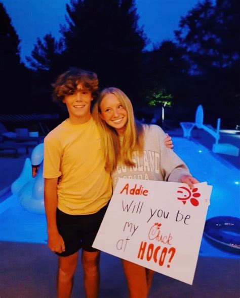 31 Cutest Homecoming Proposal Ideas To Make Them Say Yes