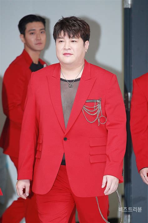 Super Juniors Shindong Looks Completely Different In Latest Photos