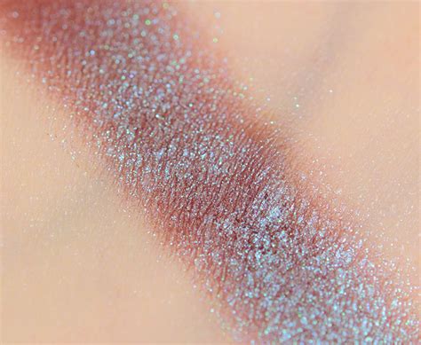 Huda Beauty Naughty Nude Eyeshadow Palette Review Swatches