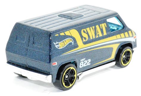 Hot Wheels SWAT Van Loose Cars