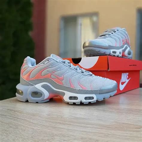 Купить Женские кроссовки Nike Найк TN Plus, сетка, пена, серые с ...