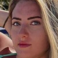 Evelyn Burdecki Nude Leaks Fapopedia