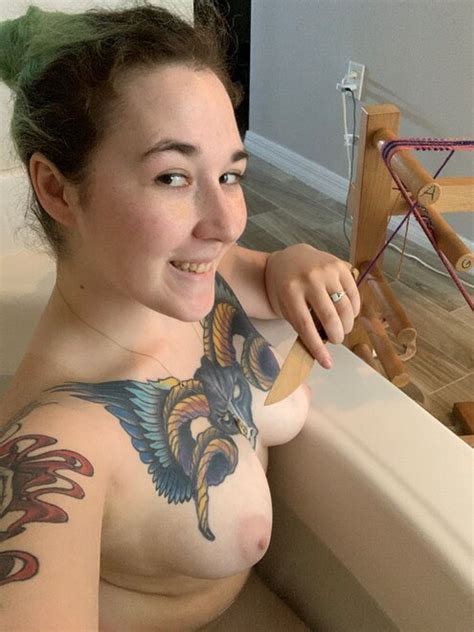 Having A Little Soak While I Weave Cause Why Not Porn Pic Eporner