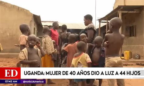 Uganda mujer de 40 años dio a luz a 44 hijos y su esposo la abandonó