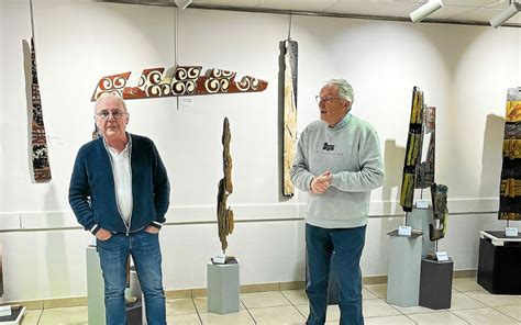 À Brest une soixantaine de personnes au vernissage de lexposition de