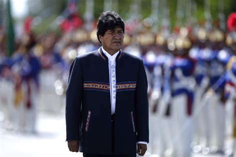 opinion love scandal  doom bolivian leaders push   fourth