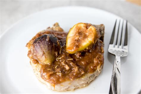 Baked Pork Chops With Fig Sauce Fit Happy Free