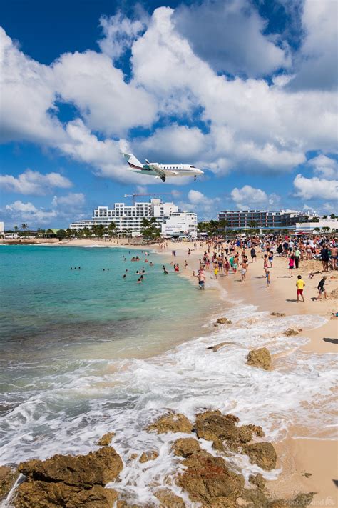 Image of Maho Beach by Mathew Browne | 1003412 | PhotoHound