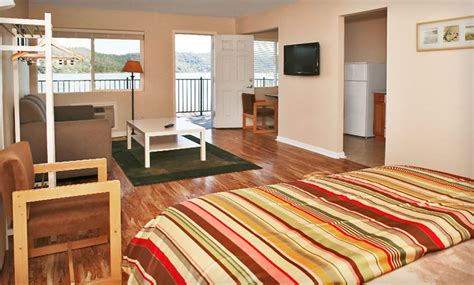 Clear Lake Cottages & Marina in - Clearlake, CA | Groupon Getaways