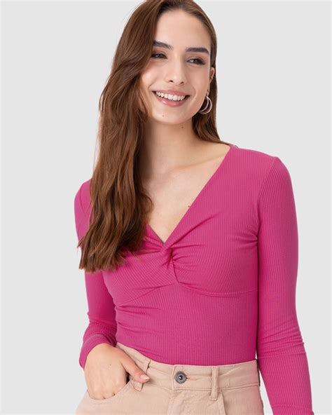 Blusa Justa Feminina Decote Com Torção Em Malha Viscose Canelada Rosa