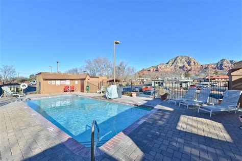 Aiden By Best Western Sedona Pool Pictures And Reviews Tripadvisor