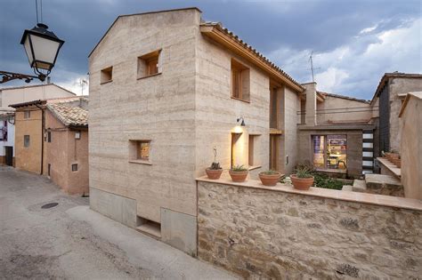 Architectural Revival Sustainable Rammed Earth House In Spain