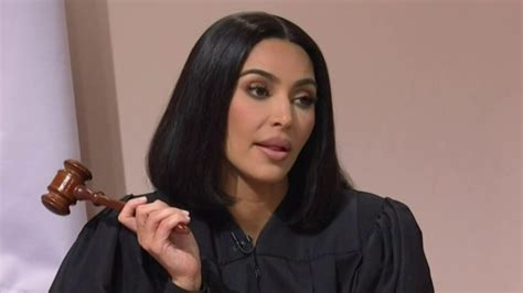 Kim Kardashian’s SNL monologue took shots at Kanye, Kris, sex tape, & OJ Simpson: WATCH ...