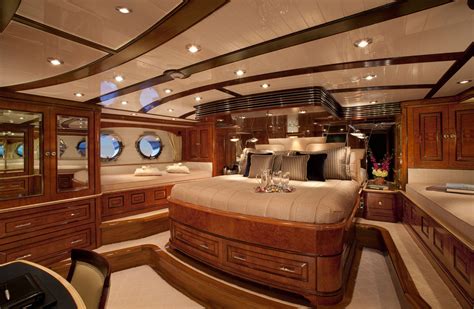 | Burger Boat Company~Manitowoc Wisconsin | Luxury yacht interior ...