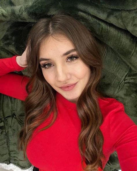 Id Olga From Ivano Frankivsk Ukraine Years Old Brunette Green Eyes