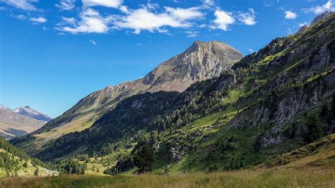 Les Plus Beaux Endroits D Couvrir Dans Les Pyr N Es Pour Des Vacances